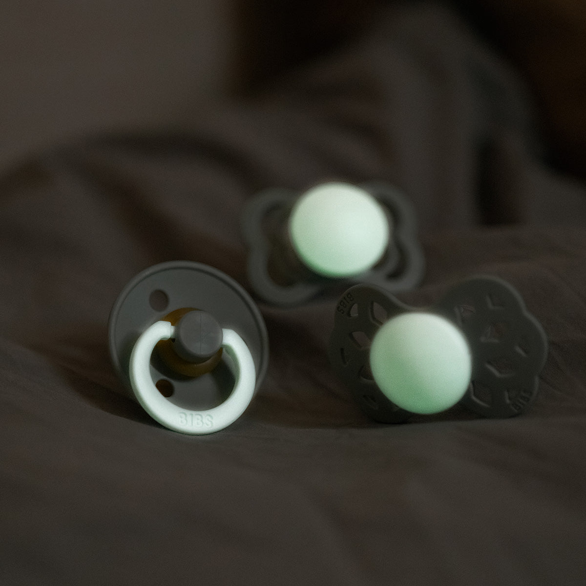 Colour Latex 6mån+ Symmetrisk (Blush GLOW/ Vanilla GLOW) 2 st