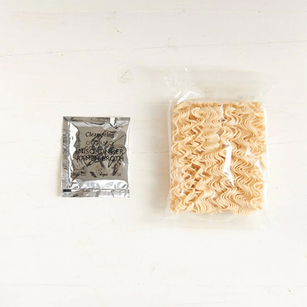 Ramen nudlar med Miso- & Ingefärssoppa Ø