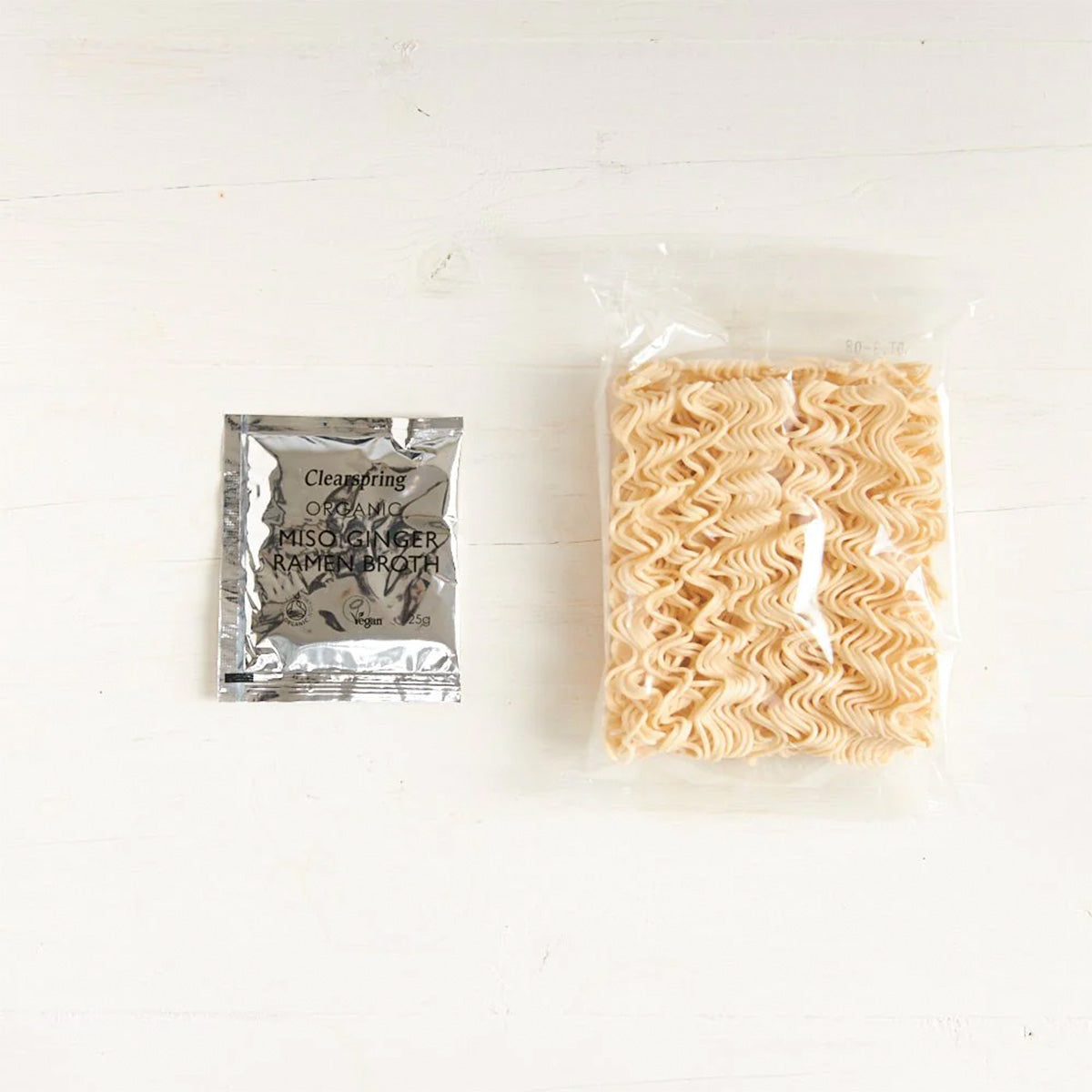 Ramen nudlar med Miso- & Ingefärssoppa Ø