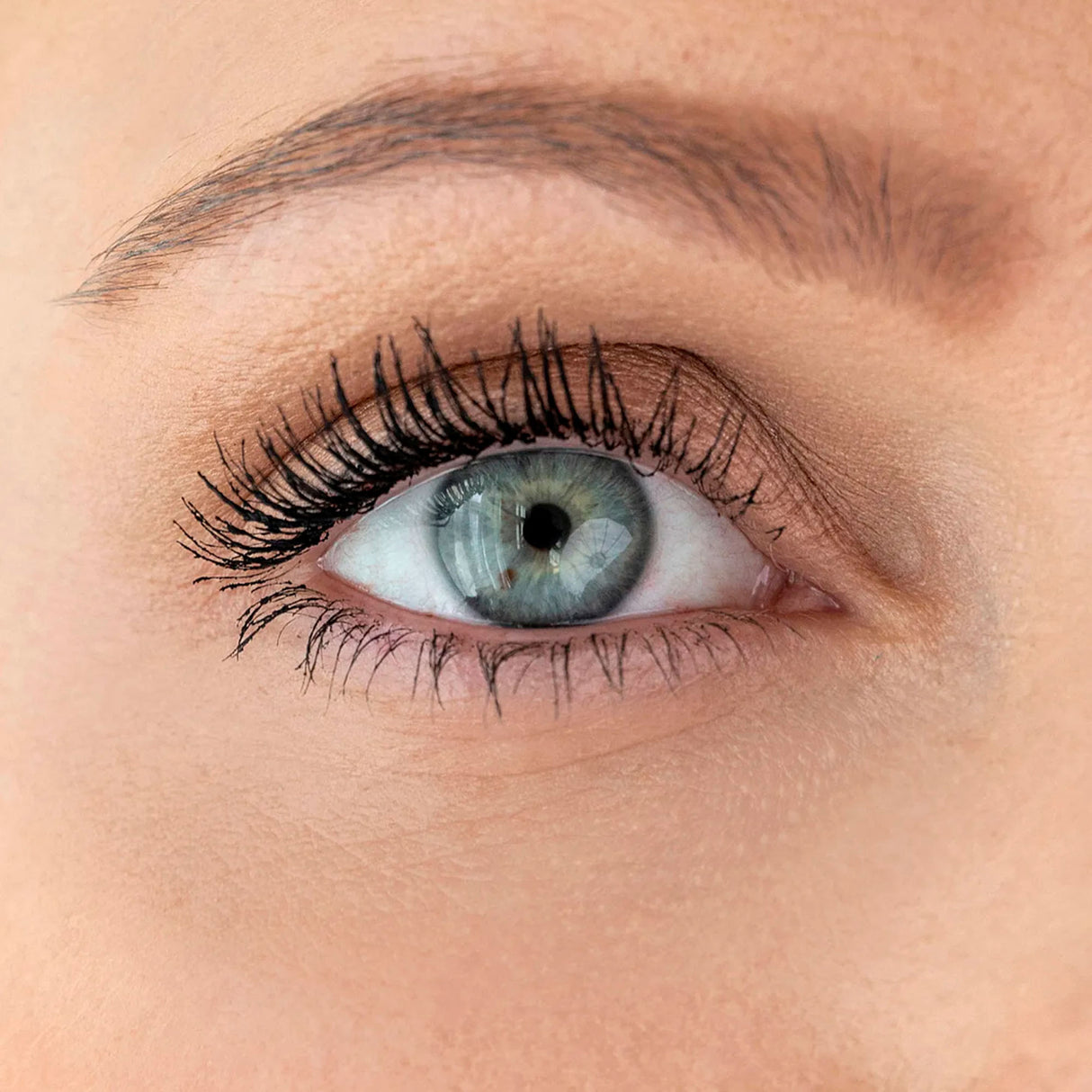 Beyond Volume & Curl Mascara Waterproof