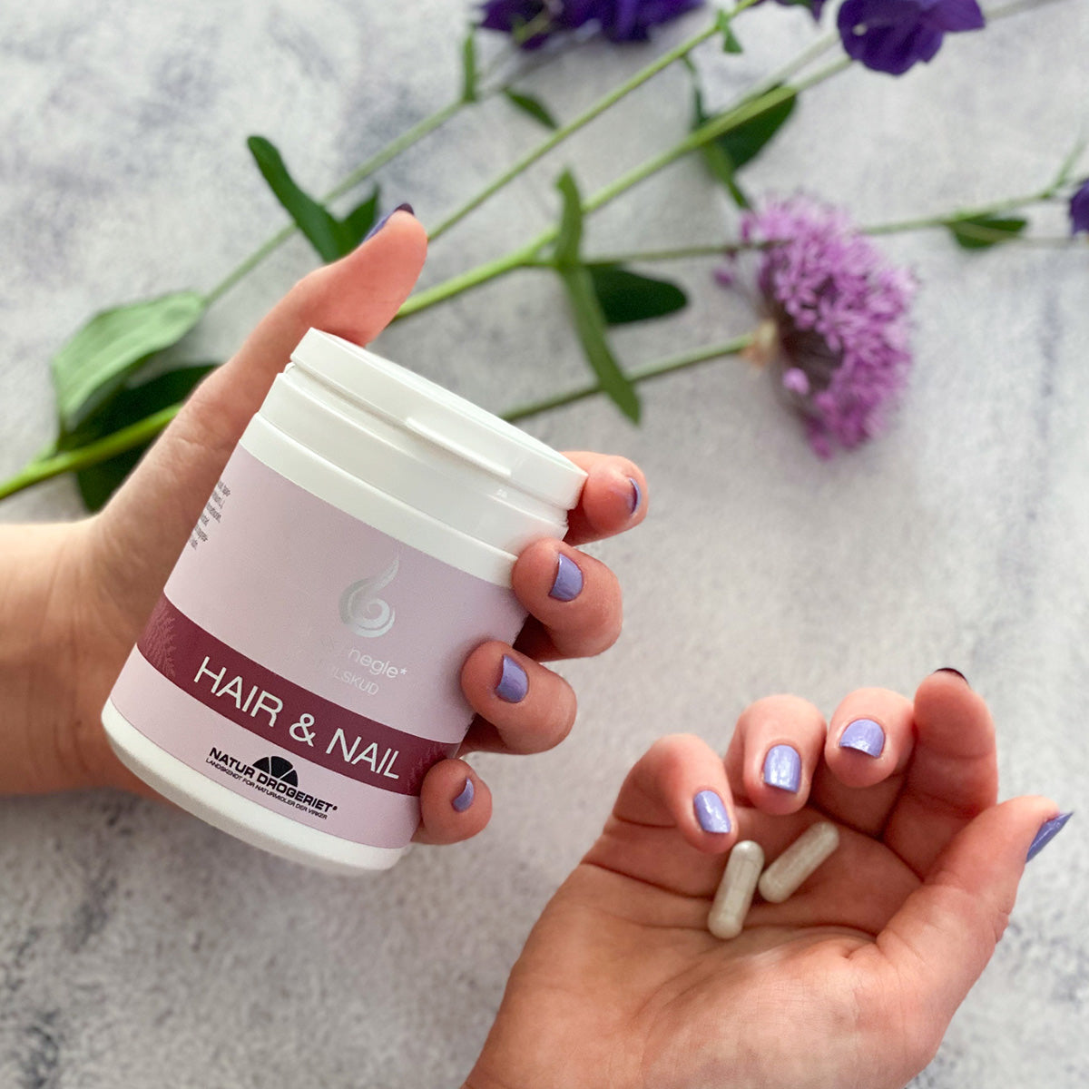 Hair & Nails